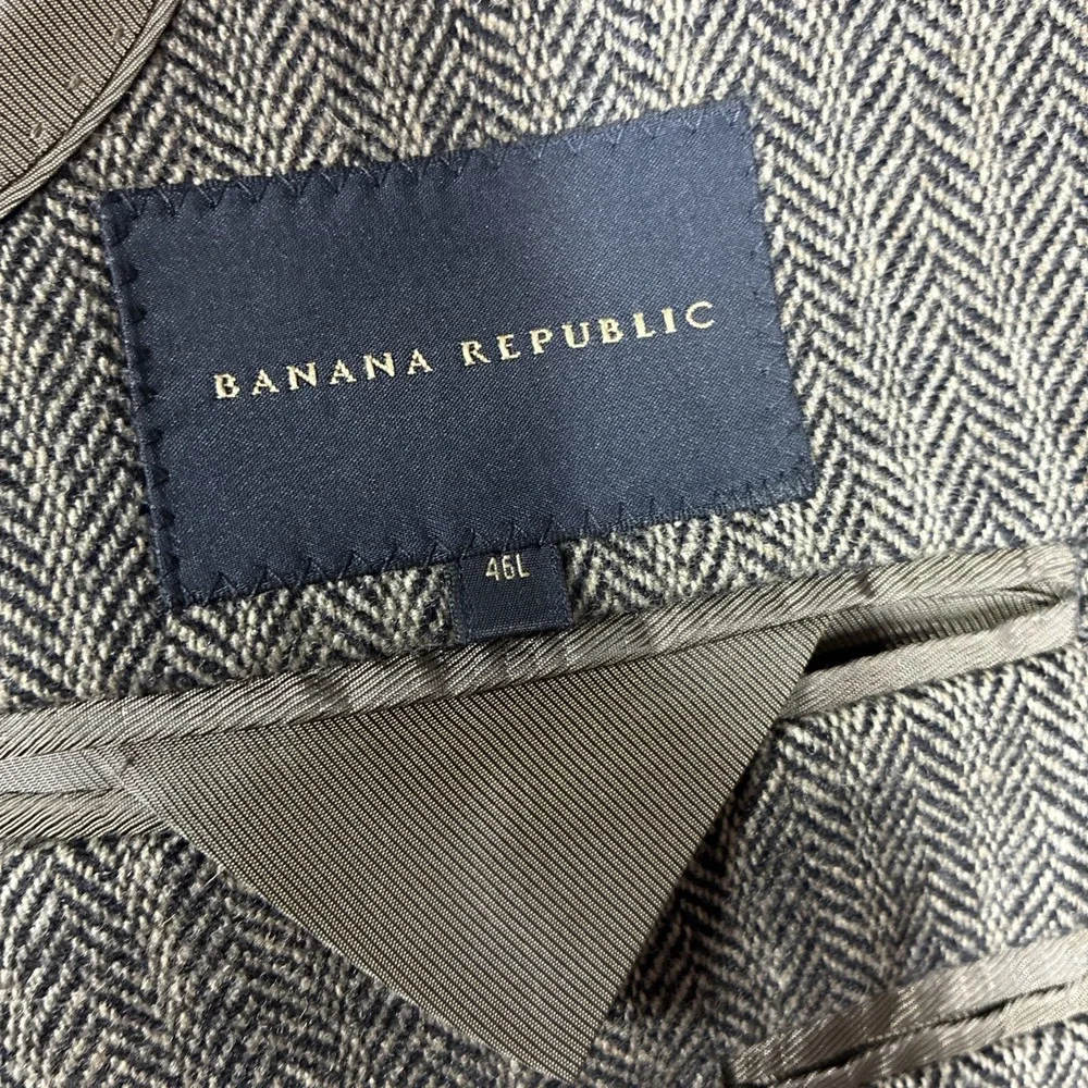 Banana Republic Men's Brown Herringbone Wool Blazer Tailored Fit 2-Button 46L
